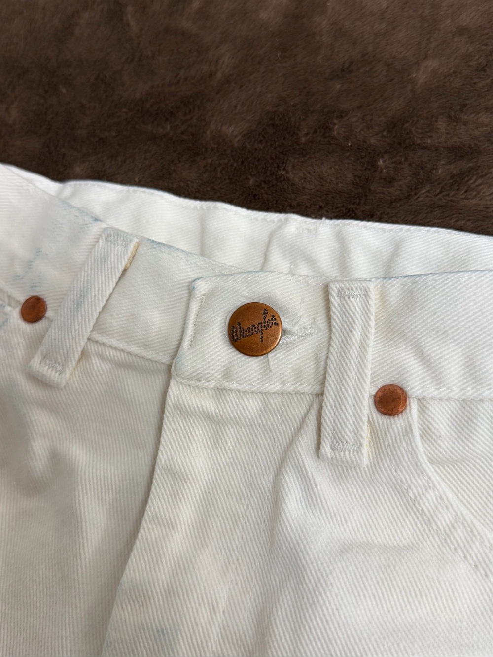Wrangler Men's White Slim Jeans with Copper Accents